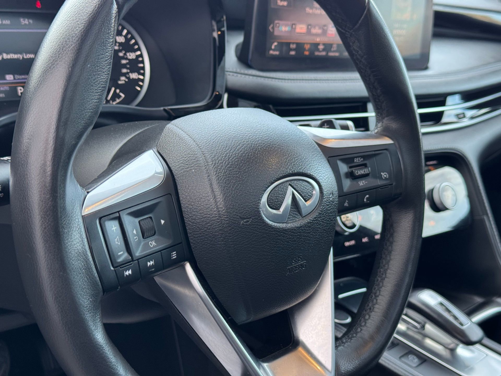 Used 2024 INFINITI QX60 Pure image 28