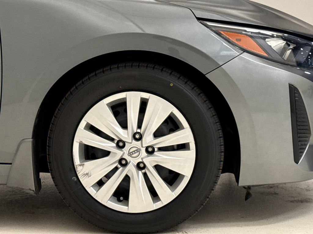 Used 2024 Nissan Sentra S FWD image 6