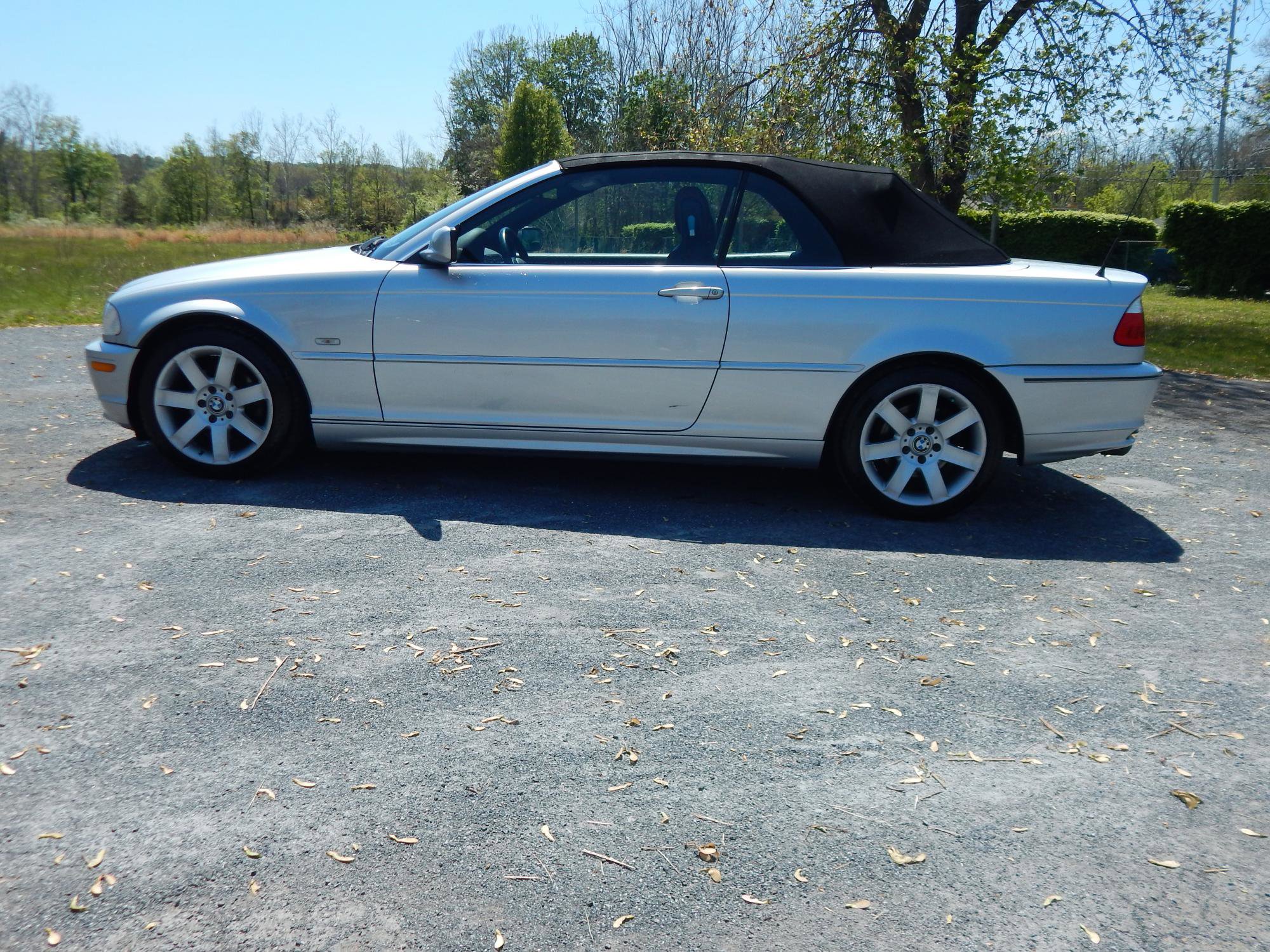 Used 2001 BMW 325Ci Convertible RWD image 2