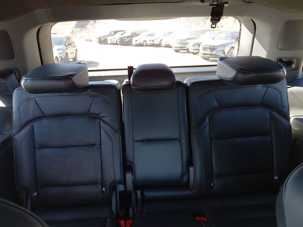 New 2025 Lincoln Navigator Black Label image 28