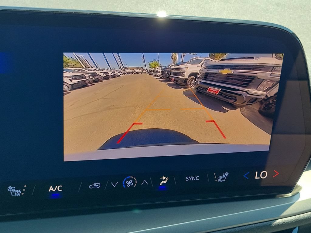 New 2026 Chevrolet Traverse LT w/ Midnight/Sport Edition FWD image 10