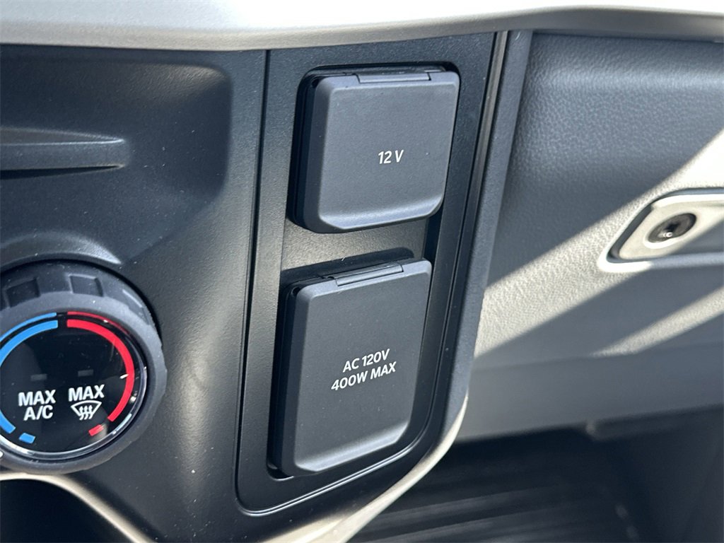 New 2025 Ford F250 XL w/ XL Chrome Package image 25