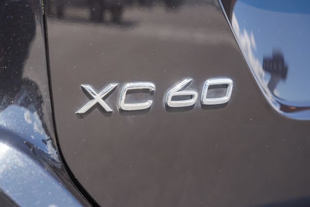 Used 2017 Volvo XC60 T6 Dynamic w/ Climate Package AWD/4WD image 10