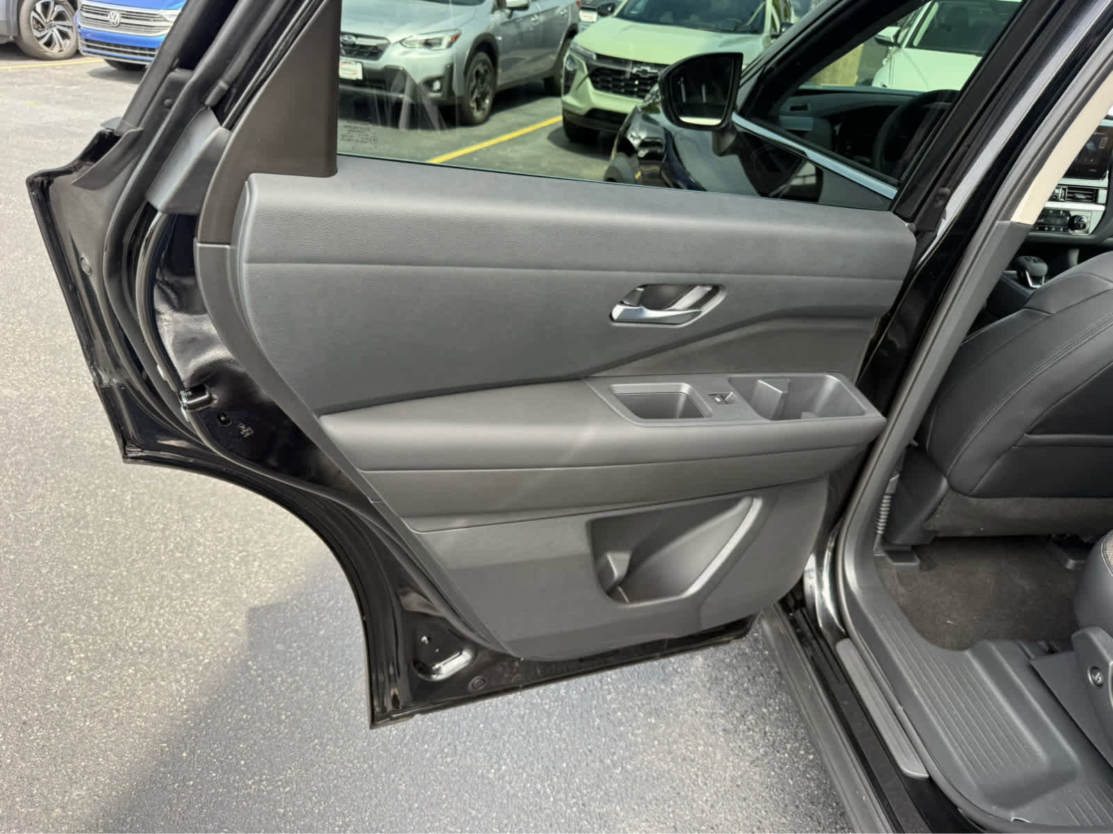 Used 2026 Nissan Pathfinder SL AWD/4WD image 17