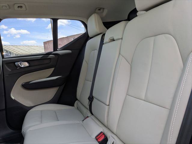 Used 2023 Volvo XC40 B5 Plus w/ Driver Assist Package AWD/4WD image 22