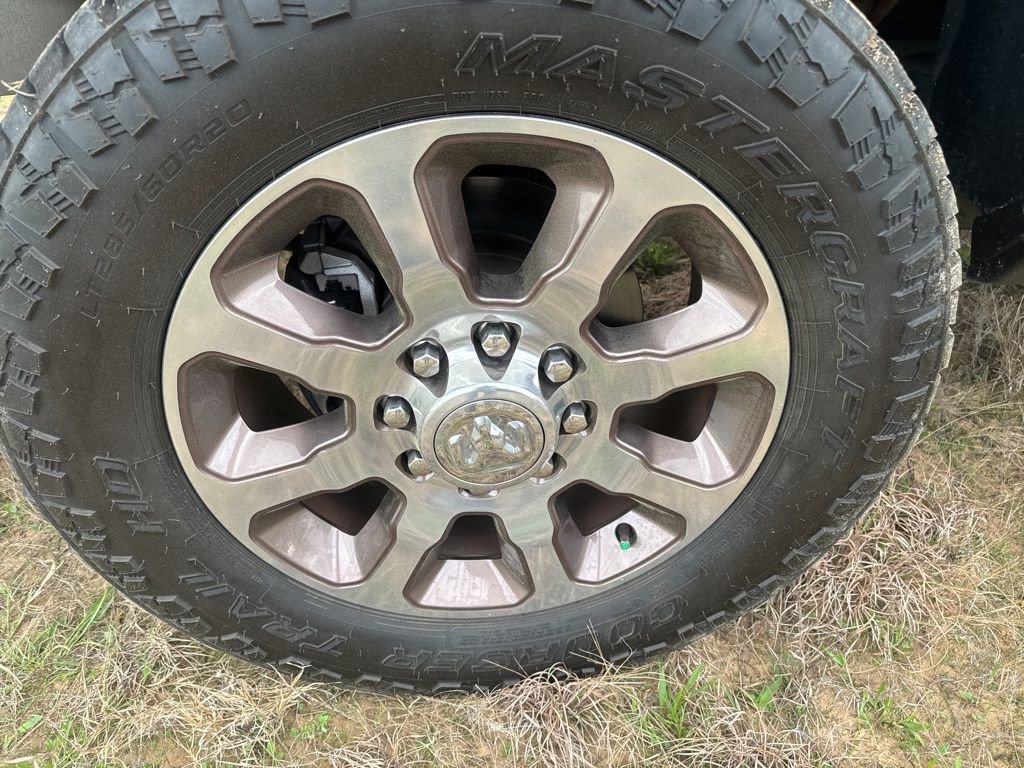 Used 2021 RAM 2500 Limited image 10