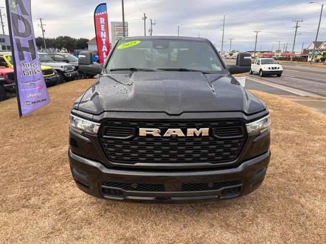 Used 2025 RAM 1500 Big Horn AWD/4WD image 2