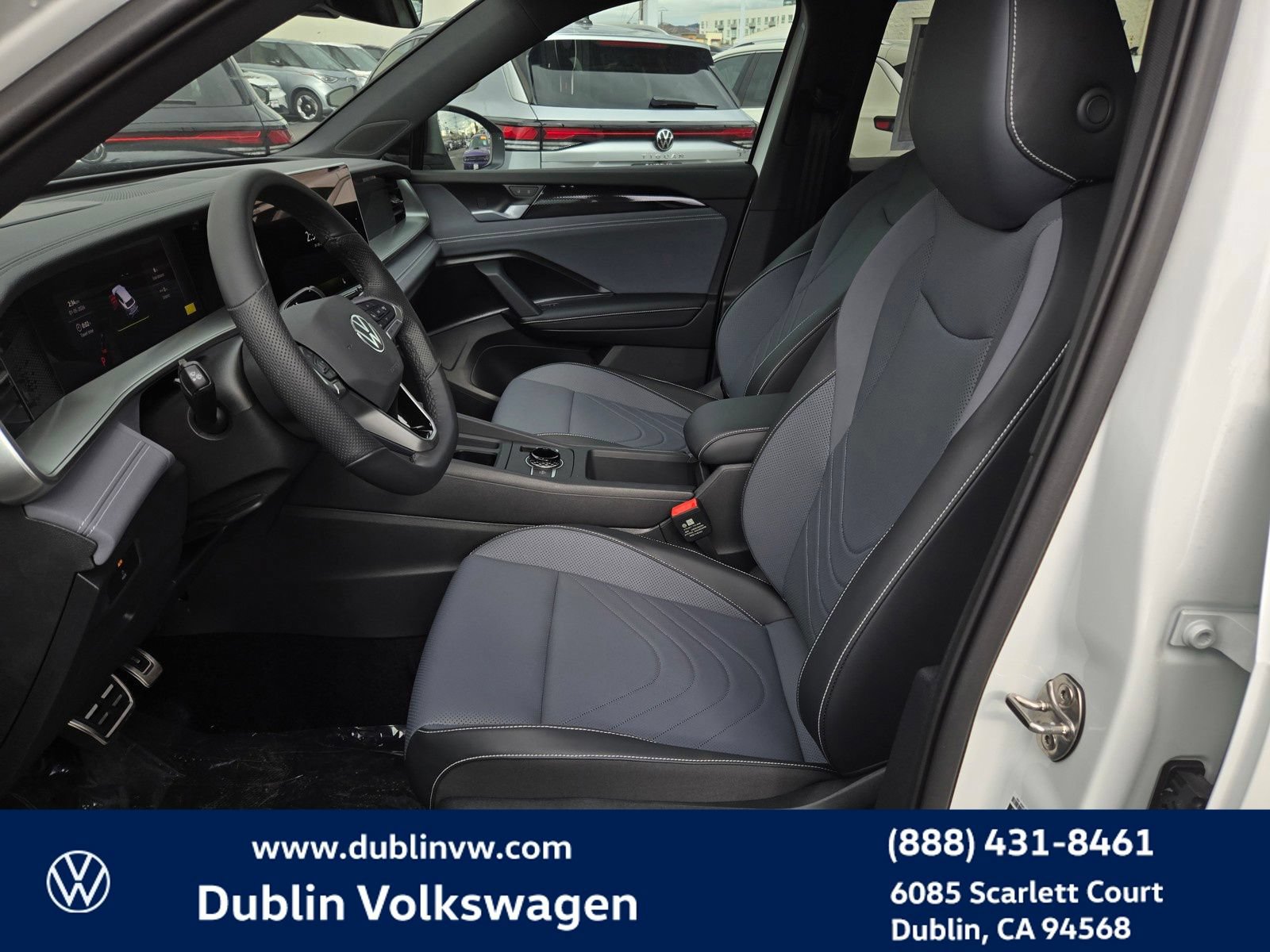 New 2026 Volkswagen Tiguan SE R-Line AWD/4WD image 13