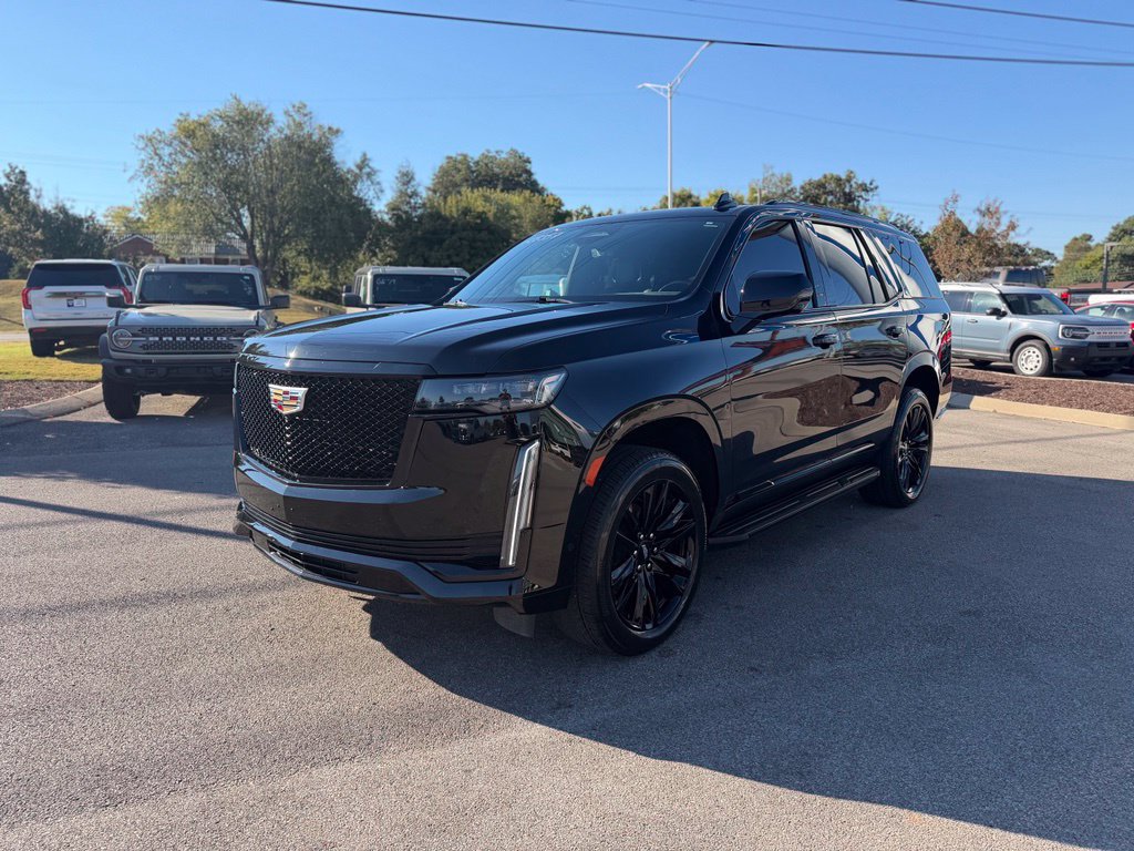 Used 2023 Cadillac Escalade Sport AWD/4WD image 3