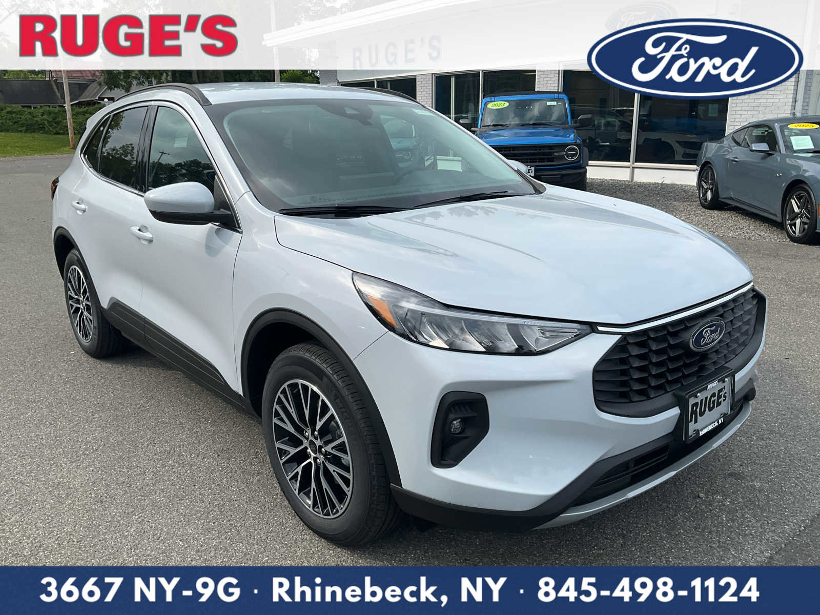 New 2025 Ford Escape SE