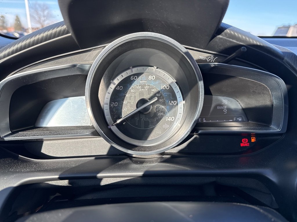 Used 2017 Toyota Yaris iA image 12