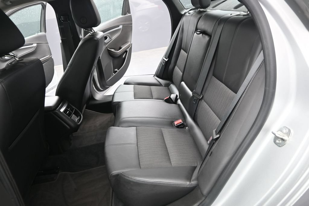 Used 2020 Chevrolet Impala LT w/ LT Convenience Package FWD image 14