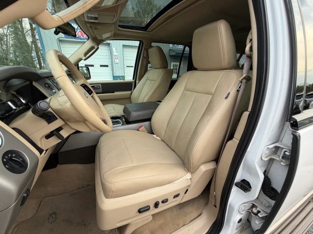 Used 2011 Ford Expedition EL XLT w/ 202A Rapid Spec Order Code image 9
