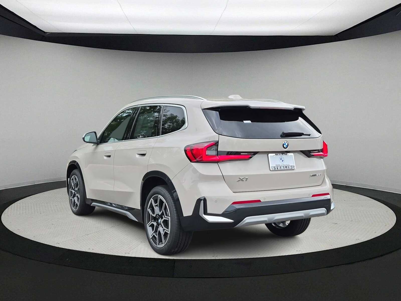 New 2026 BMW X1 xDrive28i w/ Technology Package AWD/4WD image 6
