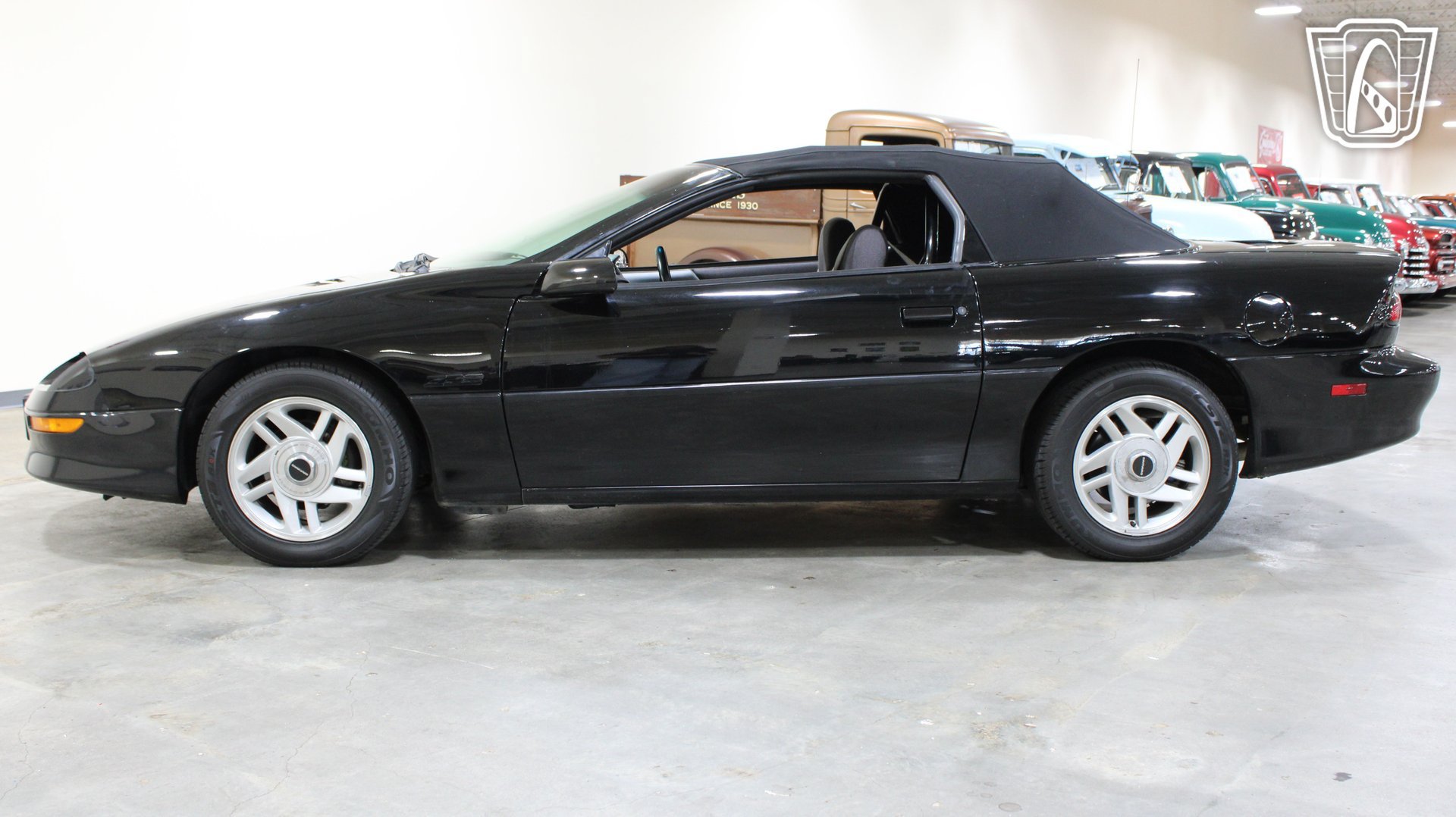 Used 1995 Chevrolet Camaro Z28 RWD image 24