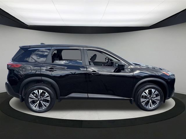 Used 2023 Nissan Rogue SV image 5