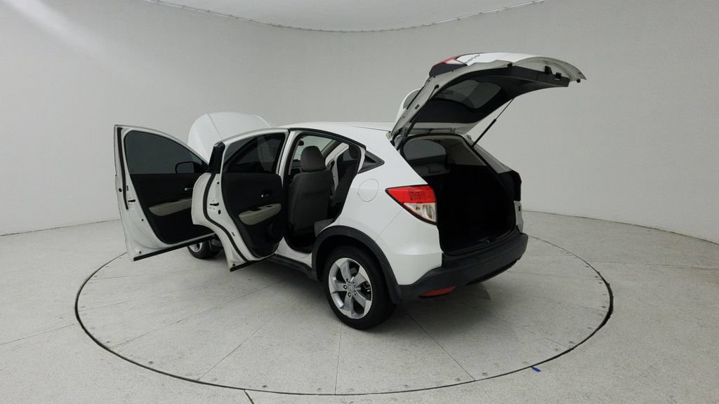 Used 2019 Honda HR-V LX image 11