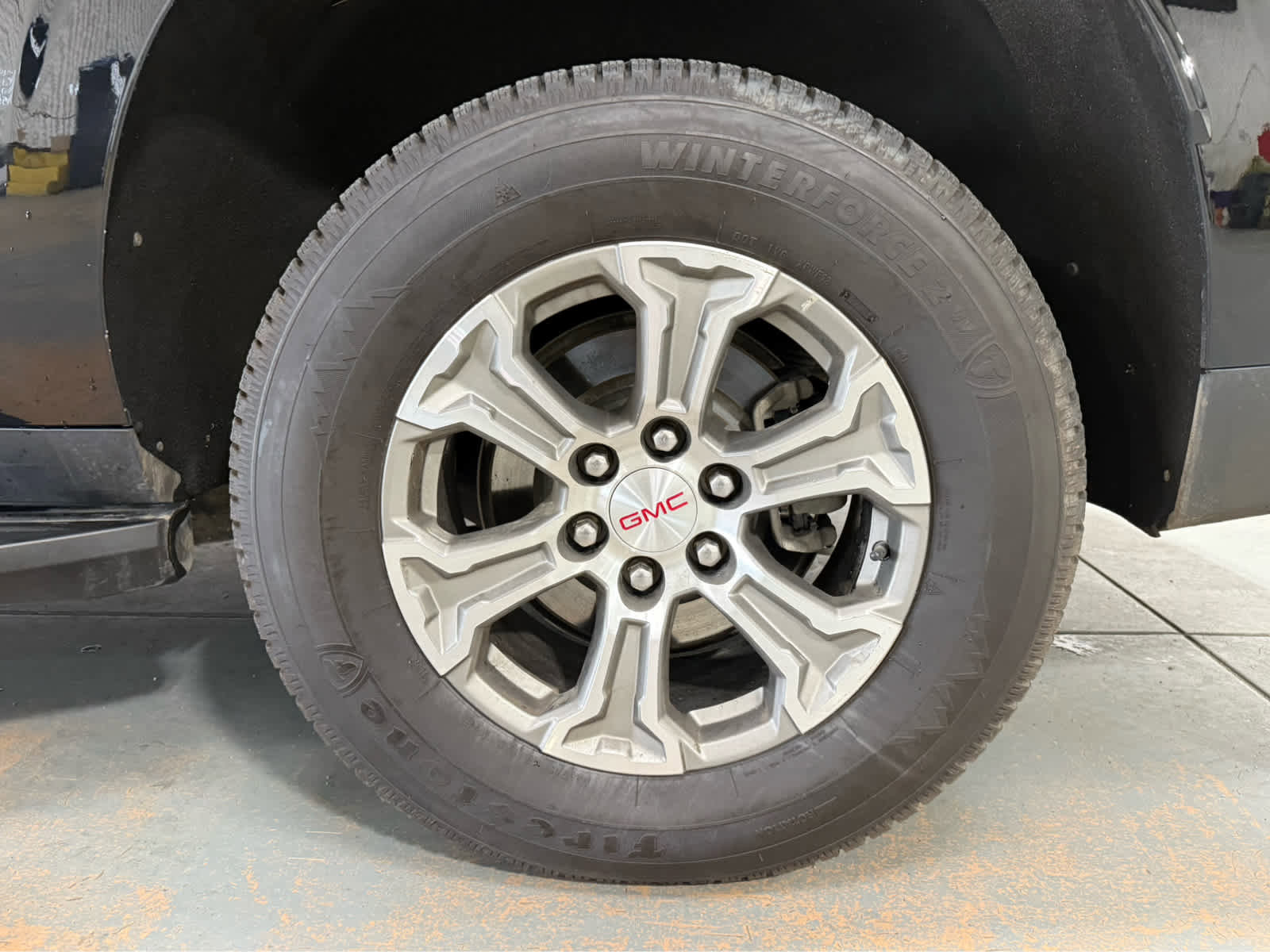 Certified 2024 GMC Yukon XL SLE w/ Max Trailering Package AWD/4WD image 9