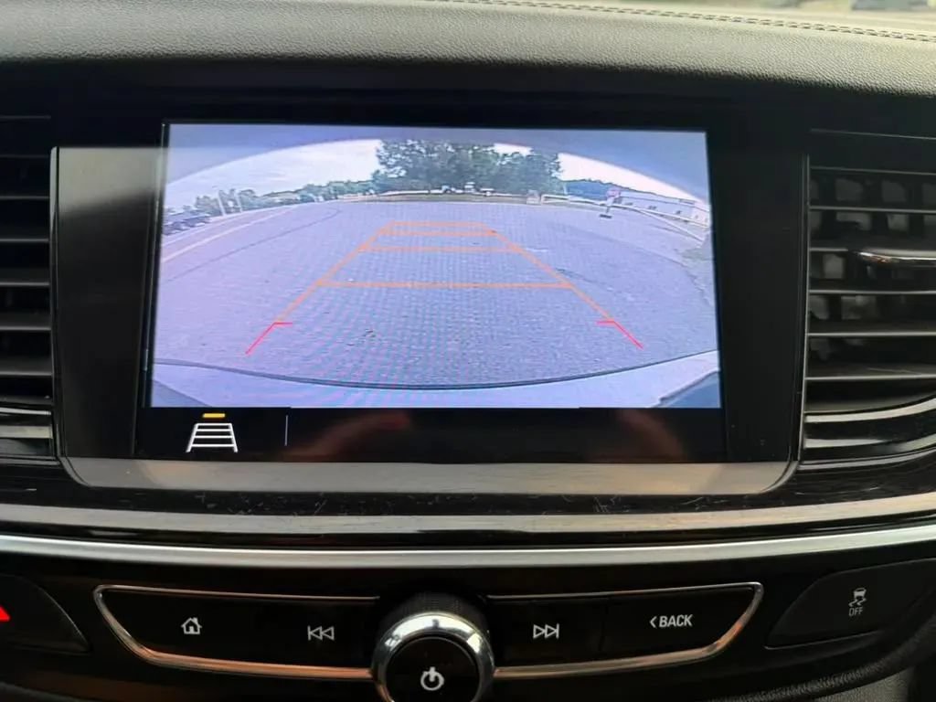 Used 2019 Buick Regal Essence w/ Driver Confidence Package I AWD/4WD image 25