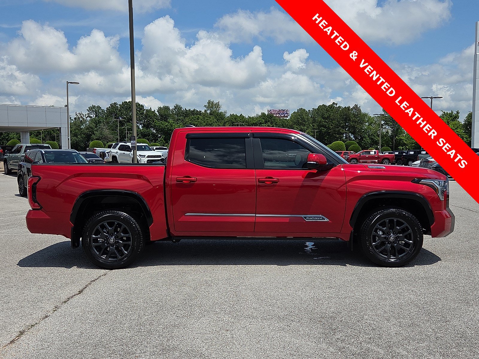 Used 2025 Toyota Tundra Platinum AWD/4WD image 6