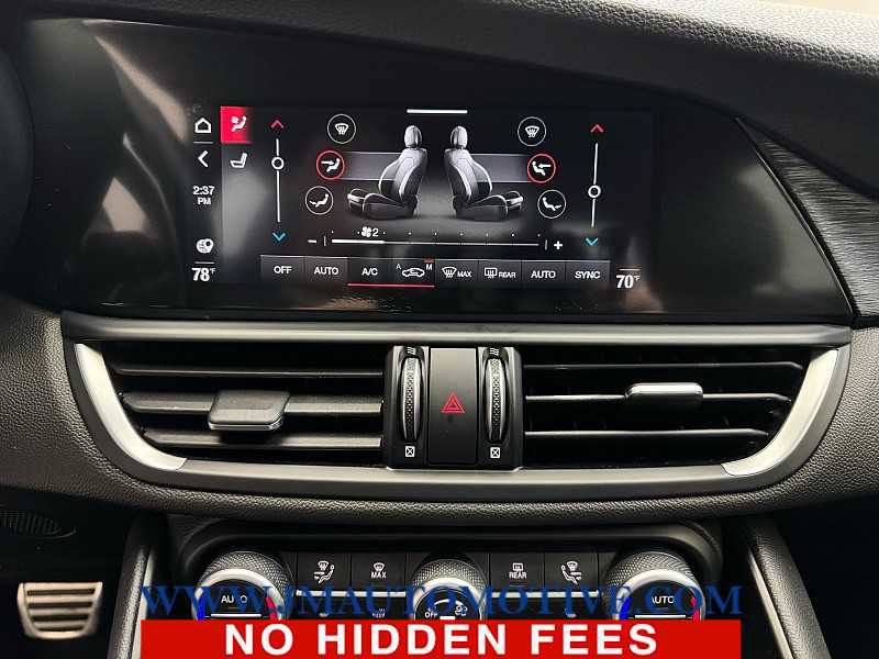 Used 2022 Alfa Romeo Giulia Sprint image 24