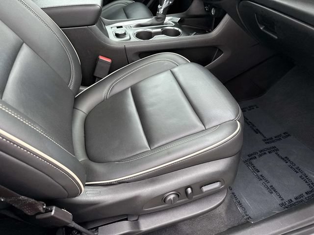 Used 2023 Chevrolet Traverse Premier w/ Redline Edition AWD/4WD image 10