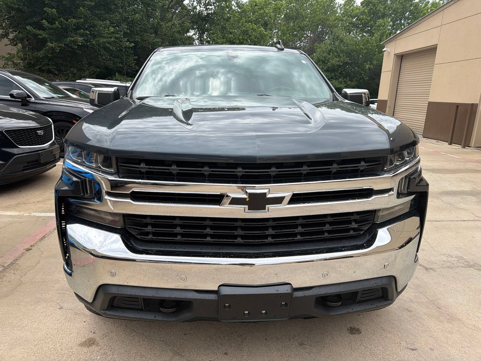 Used 2019 Chevrolet Silverado 1500 LT w/ All-Star Edition AWD/4WD image 2