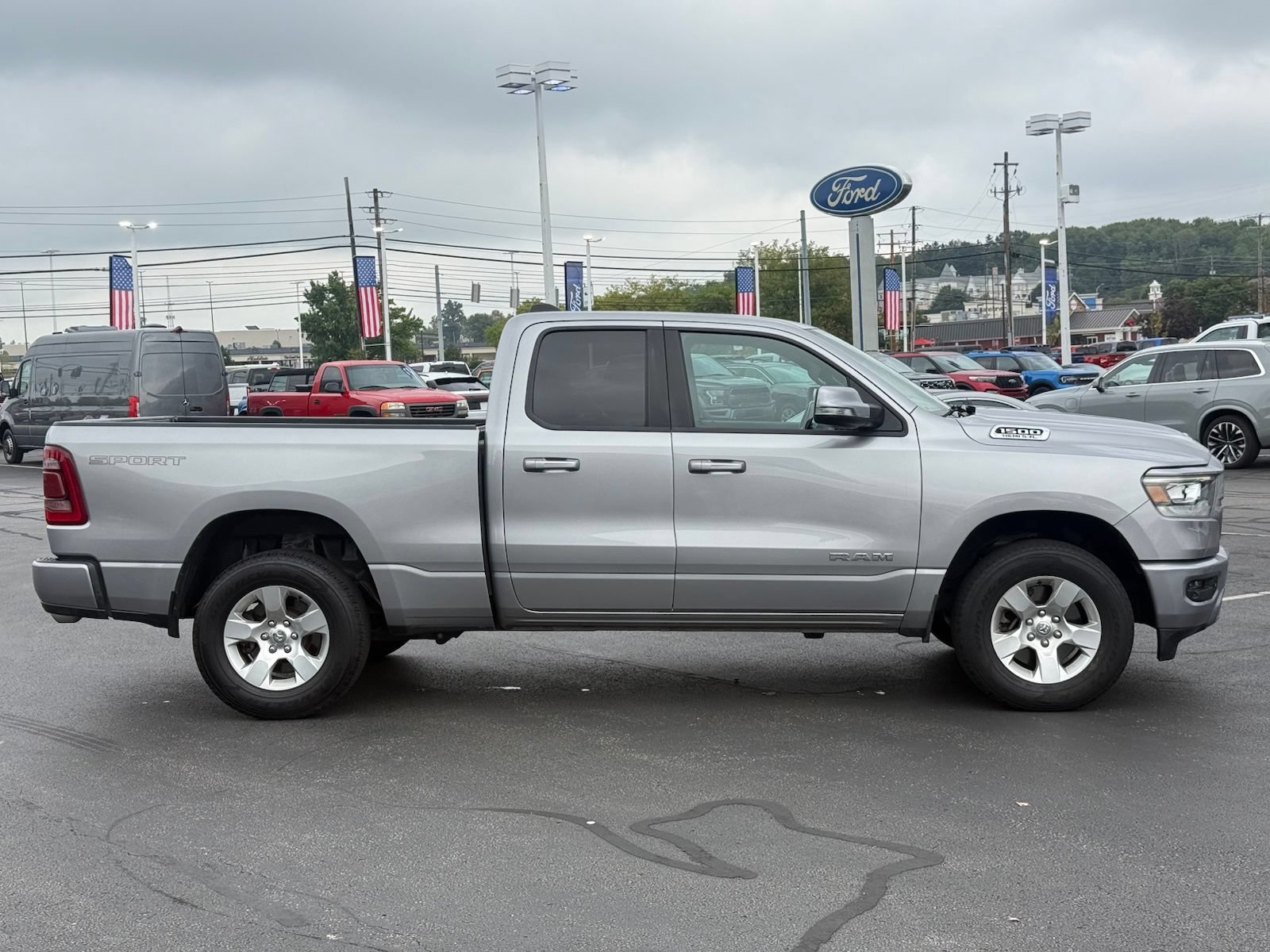 Used 2021 RAM 1500 Big Horn AWD/4WD image 3