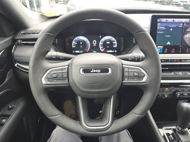 Certified 2025 Jeep Compass Limited w/ High Altitude Package AWD/4WD image 16