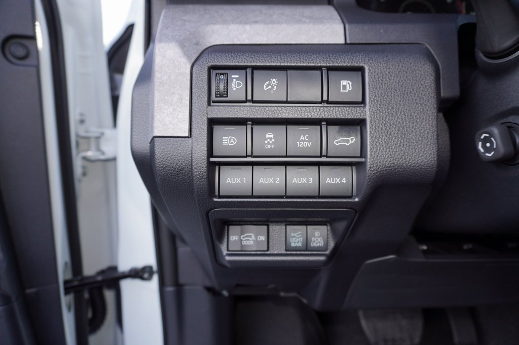 New 2025 Toyota 4Runner Trailhunter image 31