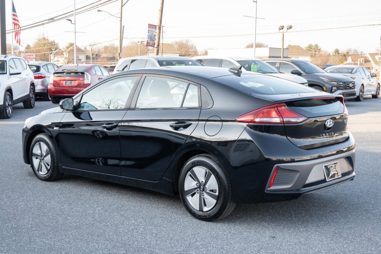 Used 2020 Hyundai Ioniq Blue FWD image 8
