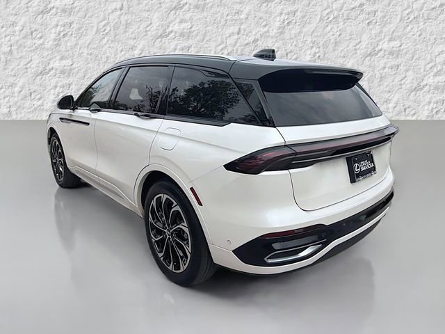 Used 2024 Lincoln Nautilus Reserve image 5