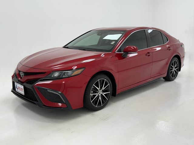 Used 2023 Toyota Camry SE w/ Convenience Package image 5