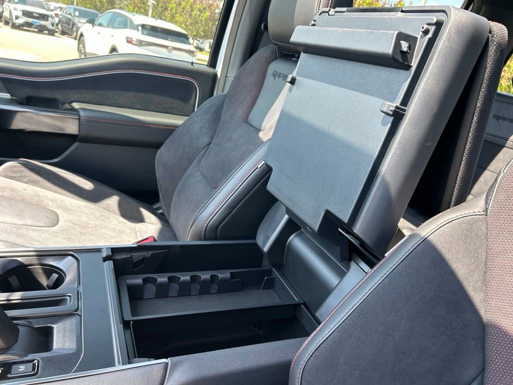 Used 2026 Ford F150 Raptor AWD/4WD image 37