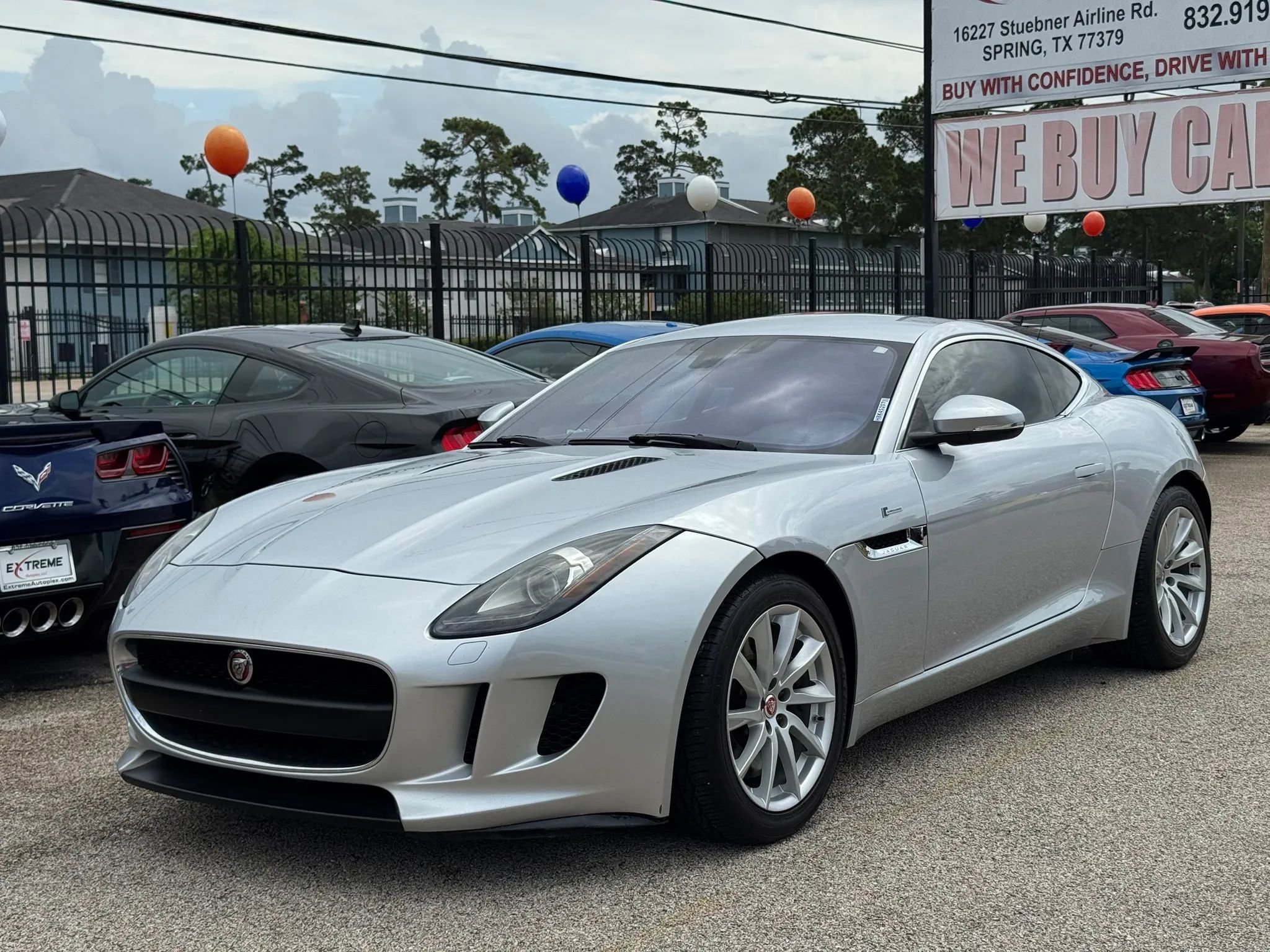 Used 2017 Jaguar F-TYPE Coupe RWD image 6