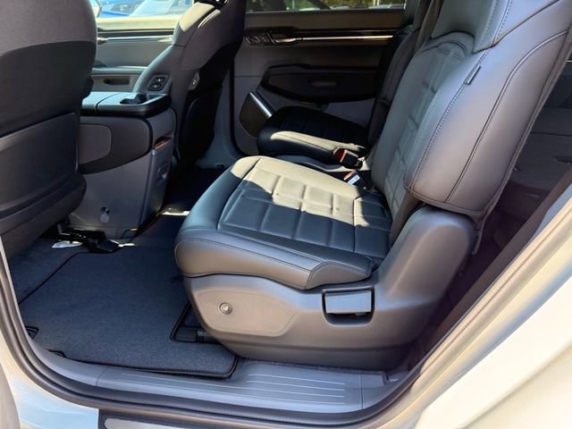 New 2026 Kia EV9 Land w/ Nightfall Edition Package image 7