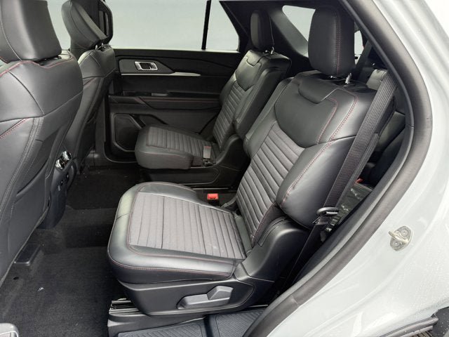 New 2026 Ford Explorer ST-Line AWD/4WD image 10