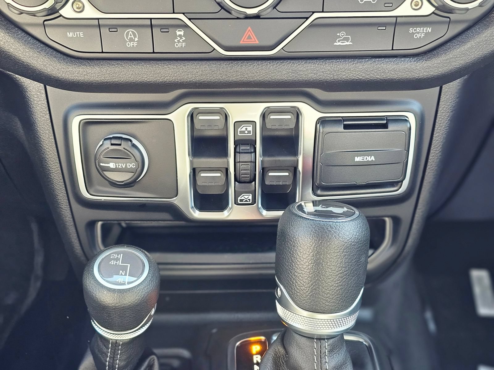 New 2026 Jeep Wrangler Unlimited Sport AWD/4WD image 15