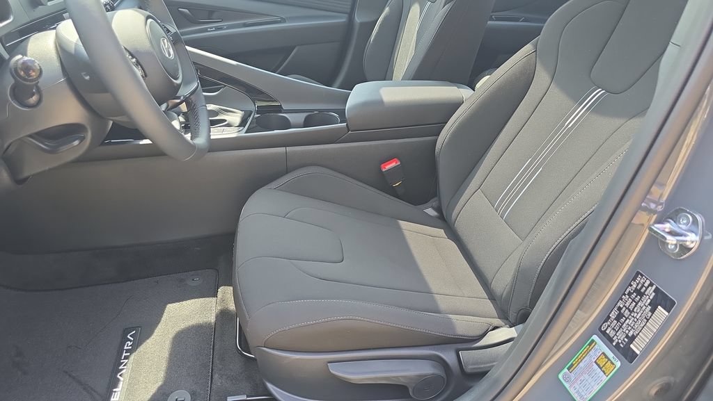 New 2026 Hyundai Elantra SEL Sport Premium FWD image 14