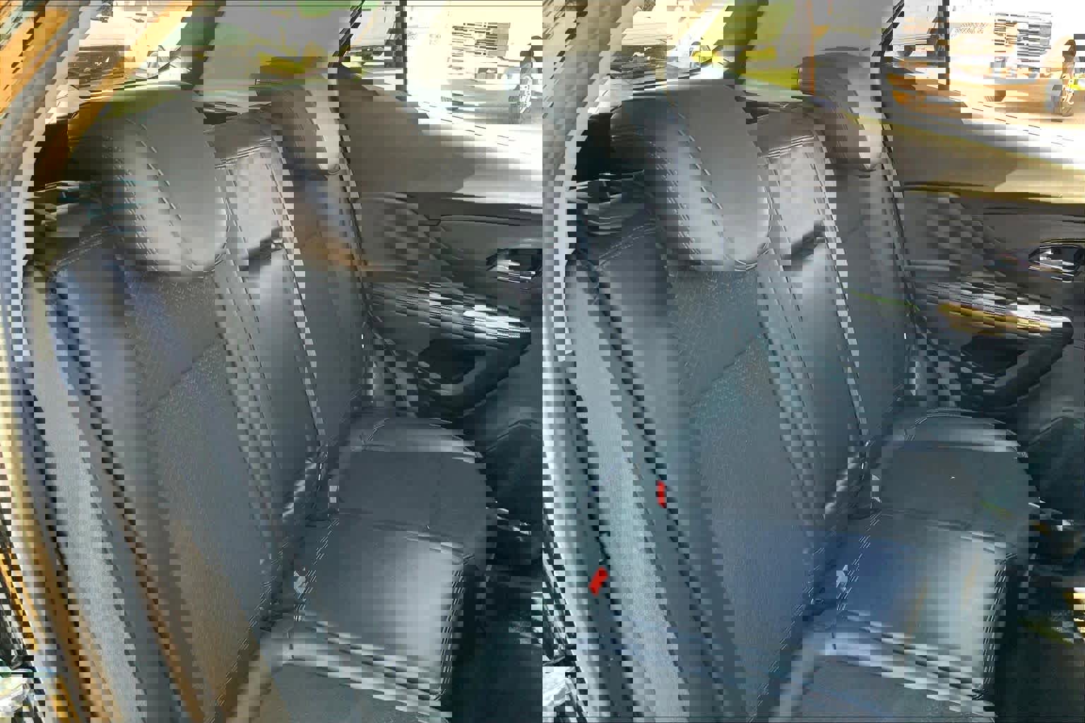 Used 2019 Buick Encore Preferred image 19