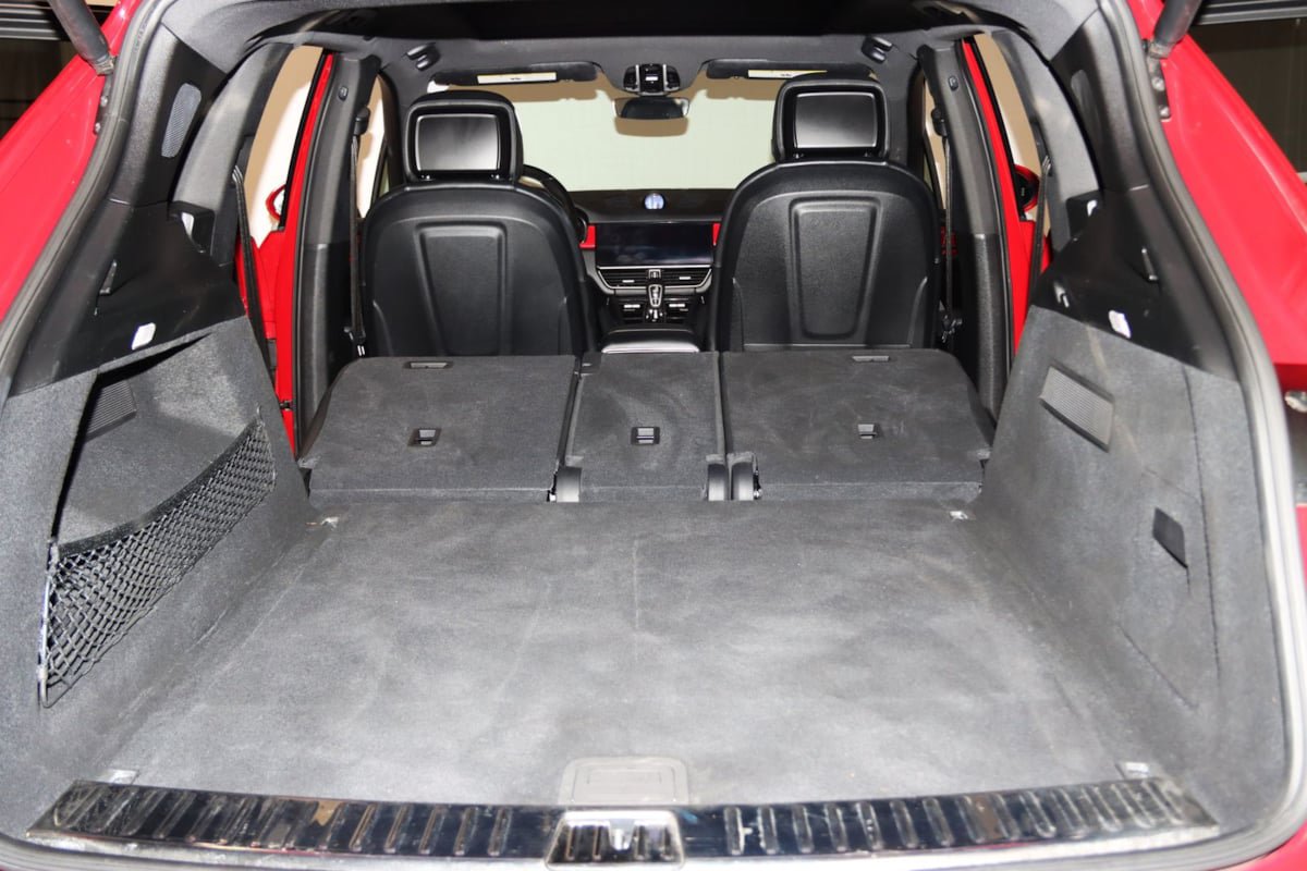 Used 2022 Porsche Cayenne Platinum Edition AWD/4WD image 12