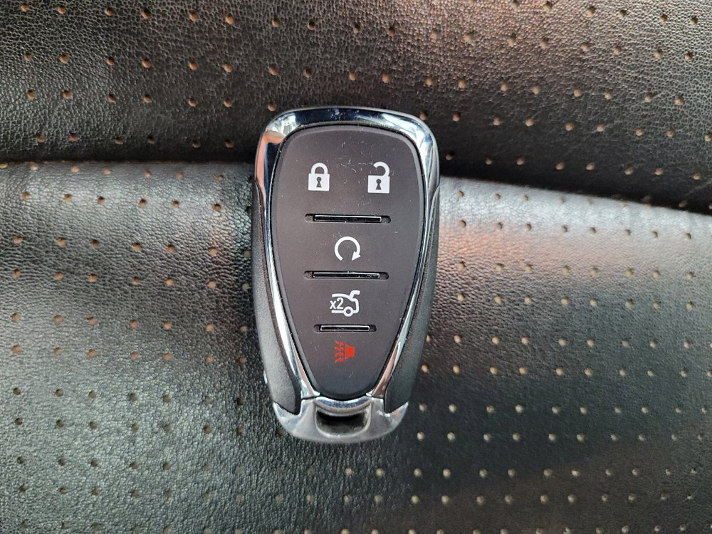 Used 2018 Chevrolet Sonic Premier FWD image 32
