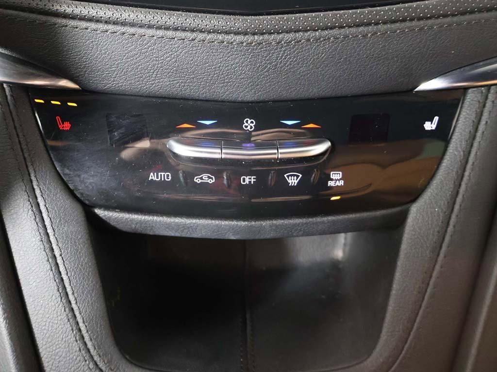 Used 2022 Cadillac XT5 Premium Luxury image 50