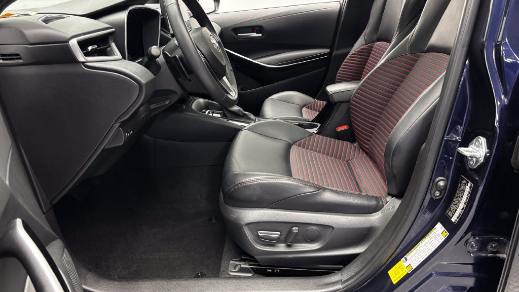 Used 2023 Toyota Corolla XSE FWD image 12