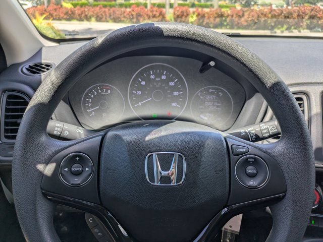Used 2018 Honda HR-V LX image 23