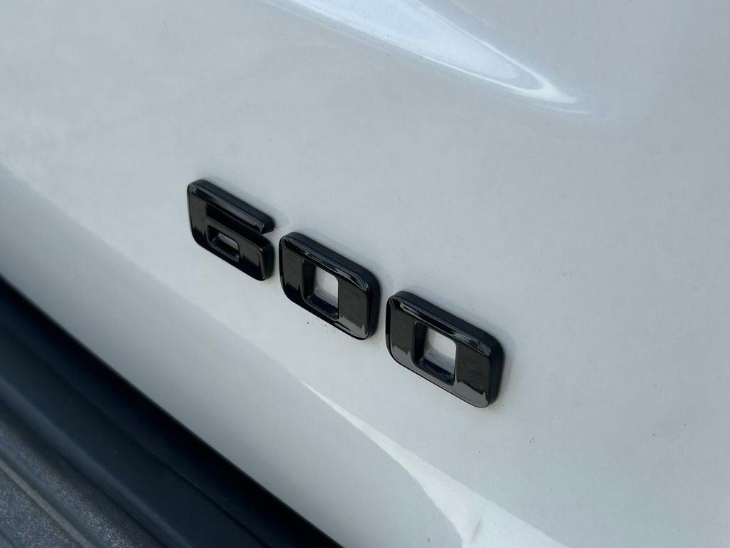 Used 2024 Cadillac Escalade ESV Sport Platinum w/ LPO, ONYX Package image 53