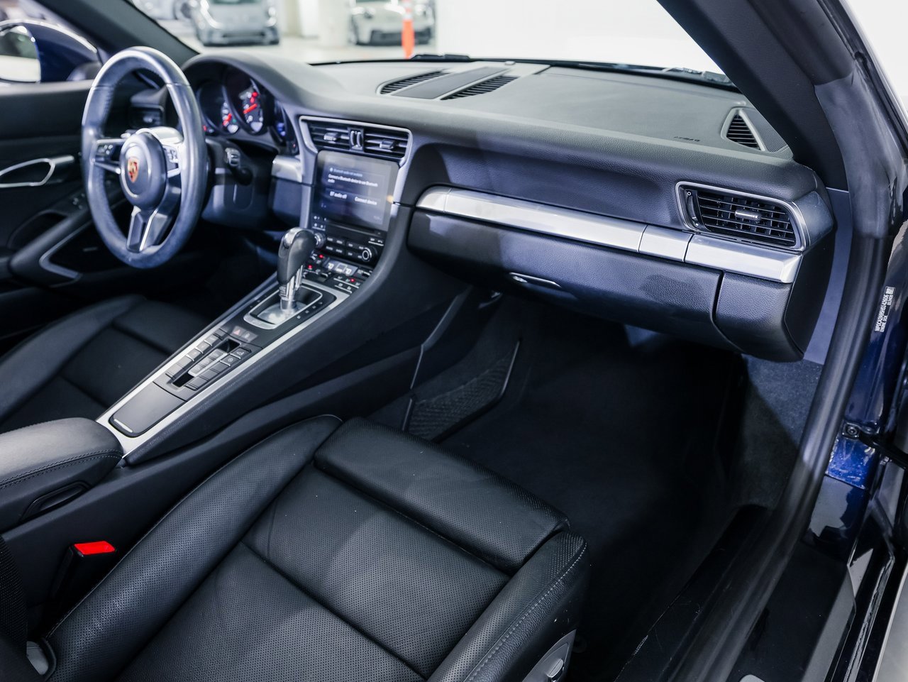 Used 2017 Porsche 911 Carrera 4 image 26