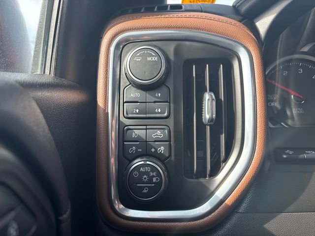 Certified 2021 Chevrolet Silverado 1500 High Country w/ Technology Package image 17