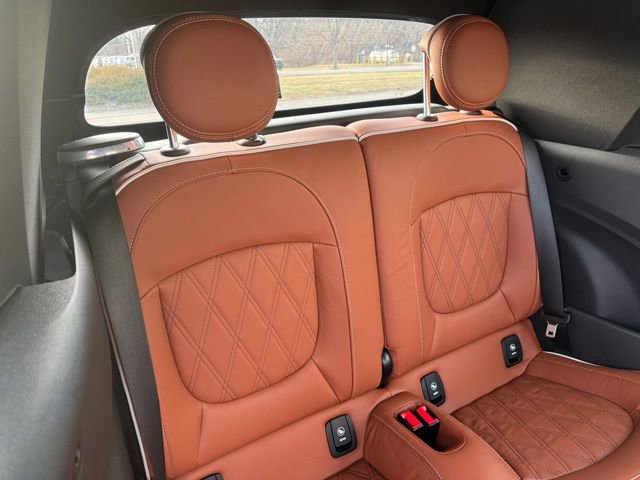 Used 2023 MINI Cooper S w/ Signature Upholstery Package image 35