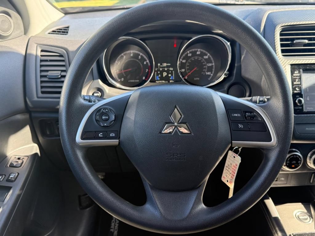 Used 2024 Mitsubishi Outlander Sport ES AWD/4WD image 18